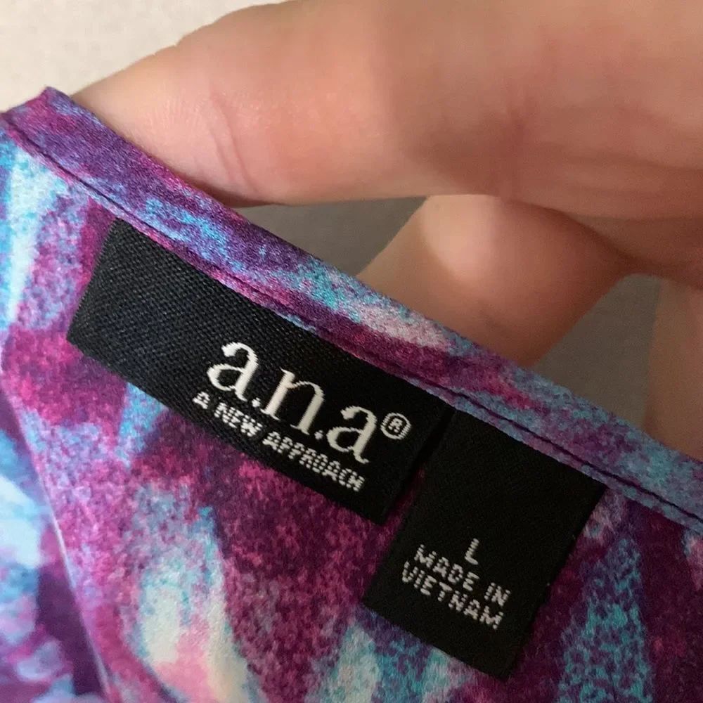 3for$20 blouse large - Picture 3 of 4